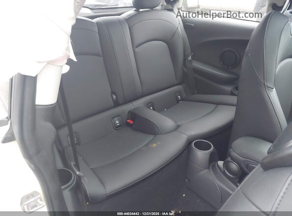 WMW53DH06P2T21805 2023 MINI HARDTOP Beige Vista de la etiqueta del VIN
