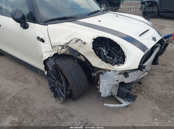 WMW53DH06P2T21805 2023 MINI HARDTOP Beige Vista frontal