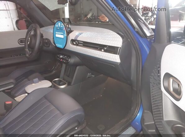 WMW53GD02S2W62702 2025 MINI HARDTOP Синий Вид салона спереди