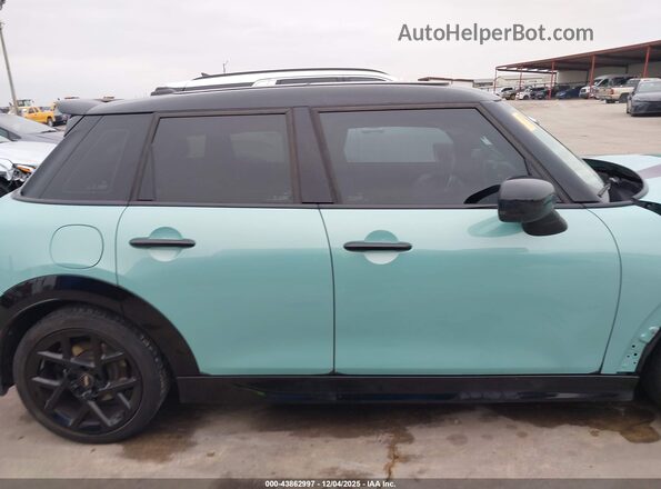 WMW53GD04S2W95944 2025 MINI HARDTOP Light Blue Панорамный вид салона 360°