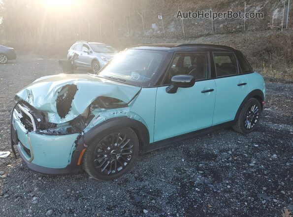 WMW53GD09S2W68772 2025 MINI COOPER Бирюзовый Передняя левая четверть