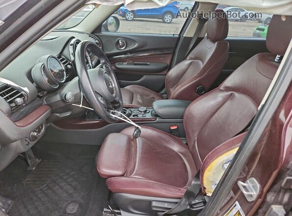 WMWLU5C52H2E82489 2017 MINI COOPER Бордовый Вид салона спереди