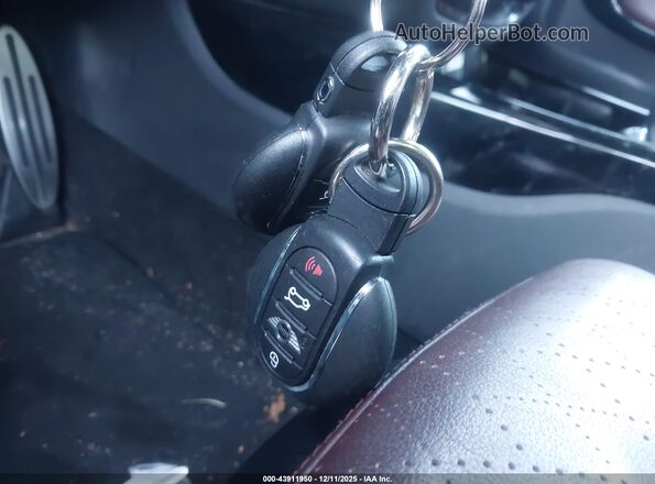WMWLU5C54H2E80761 2017 MINI CLUBMAN Зеленый Вид панели приборов