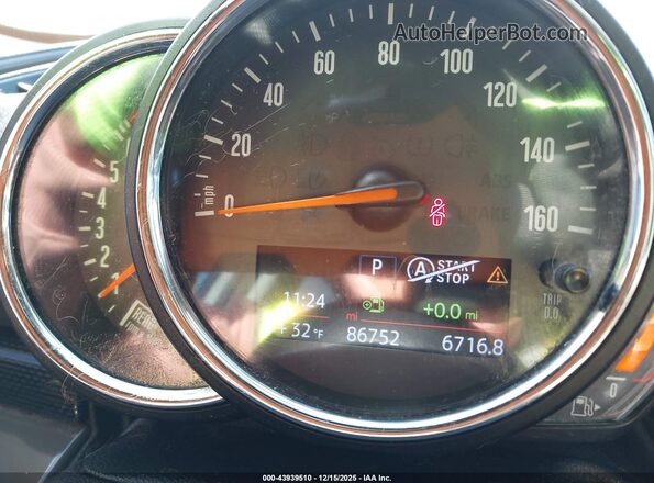 WMWLU5C58K2G04795 2019 MINI CLUBMAN Серый Вид задних сидений