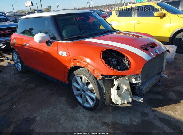 WMWXR5C02L2M23665 2020 MINI HARDTOP Оранжевый Передняя правая четверть