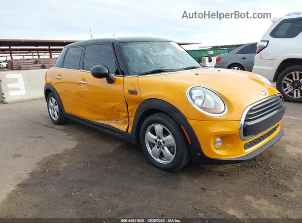 WMWXU1C34H2F78407 2017 MINI HARDTOP Yellow Vista frontal