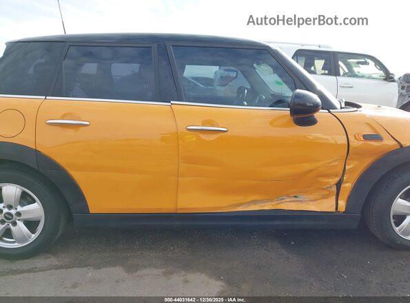 WMWXU1C34H2F78407 2017 MINI HARDTOP Yellow Vista interior trasera