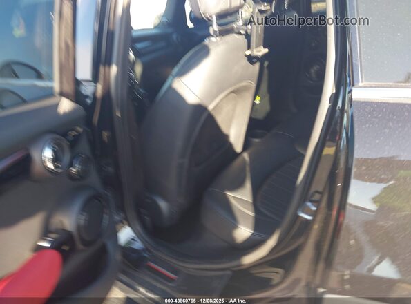 WMWXU3C53J2F51685 2018 MINI HARDTOP Черный Вид наклейки с VIN-кодом