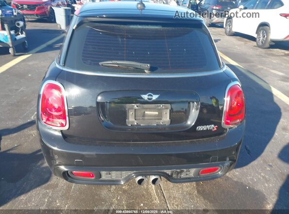 WMWXU3C53J2F51685 2018 MINI HARDTOP Черный 