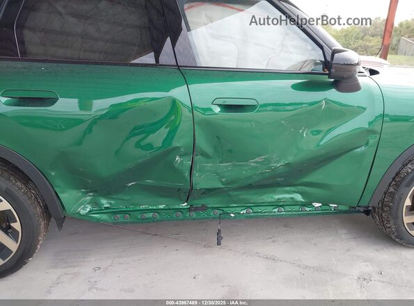WMZ23GA01T7U18828 2026 MINI COUNTRYMAN Зеленый Вид спереди