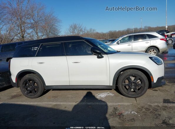 WMZ23GA09S7R15625 2025 MINI COUNTRYMAN Белый Вид задней части салона