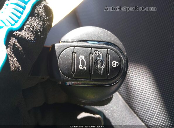 WMZYS7C57K3F46618 2019 MINI COUNTRYMAN Серый Вид панели приборов