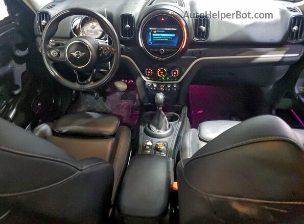 WMZYT5C32J3E61569 2018 MINI COOPER Серый Вид панели приборов