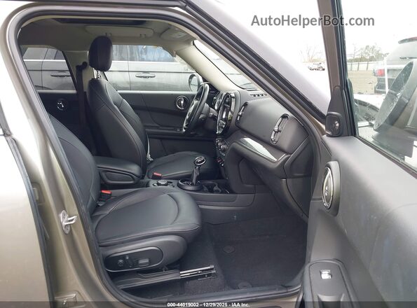 WMZYV5C30J3E03194 2018 MINI COUNTRYMAN Gray Вид салону спереду