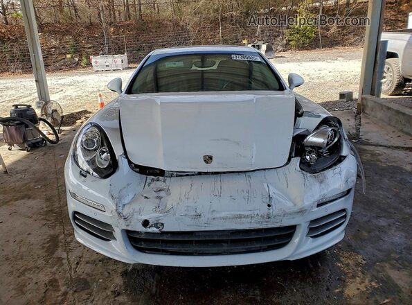 WP0AA2A71GL000476 2016 PORSCHE PANAMERA Белый Вид спереди