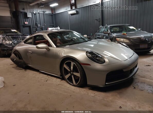 WP0AA2A90SS207246 2025 PORSCHE 911 Серый Передняя правая четверть