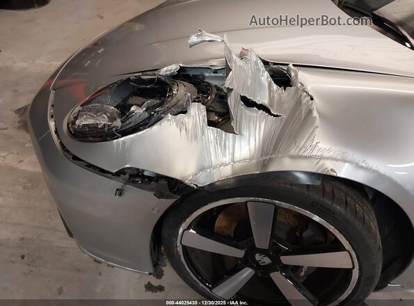 WP0AA2A90SS207246 2025 PORSCHE 911 Серый Вид задней части салона