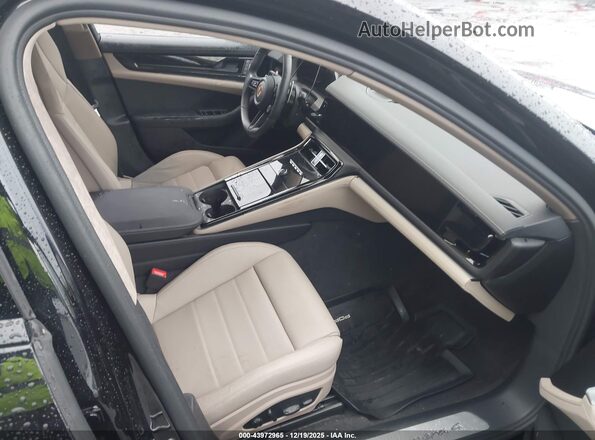 WP0AA2YAXSL000938 2025 PORSCHE PANAMERA Black Widok wnętrza z przodu