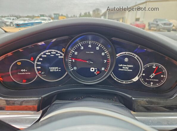 WP0AB2A72HL122410 2017 PORSCHE PANAMERA Серебряный Вид щитка приборов