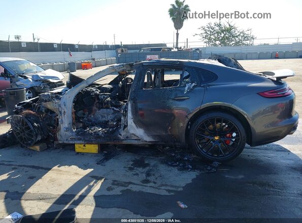 WP0AB2A72JL133204 2018 PORSCHE PANAMERA Черный Вид задней части салона