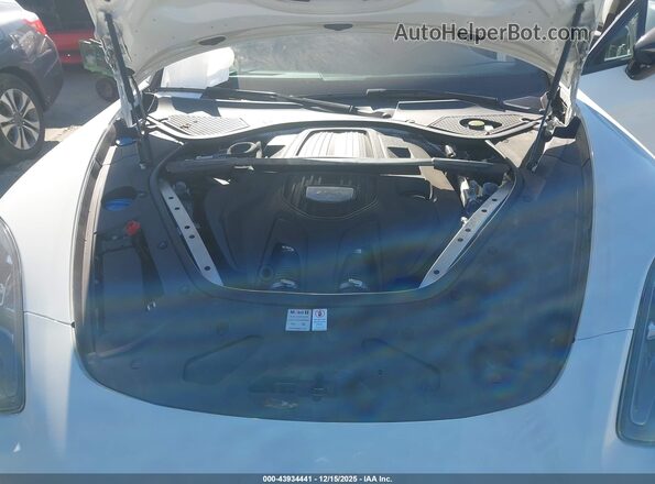 WP0AB2A76JL135151 2018 PORSCHE PANAMERA Белый Вид сзади