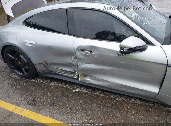 WP0AB2Y17MSA40953 2021 PORSCHE TAYCAN Серебряный Вид спереди