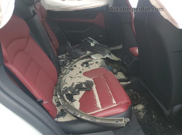 WP0AB2Y19LSA53962 2020 PORSCHE TAYCAN Белый Вид задних сидений