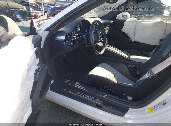 WP0AF2A91GS192104 2016 PORSCHE 911 White Вид салону спереду