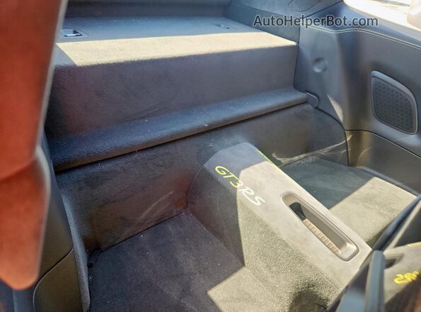 WP0AF2A97GS193144 2016 PORSCHE 911 Фиолетовый Вид задних сидений
