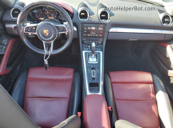 WP0CA2A80HS222208 2017 PORSCHE BOXSTER Белый Вид панели приборов