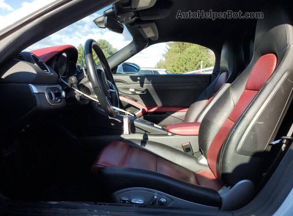WP0CA2A80HS222208 2017 PORSCHE BOXSTER Белый Вид салона спереди