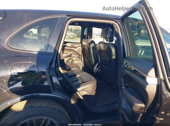 WP1AA2A21HKA84177 2017 PORSCHE CAYENNE Черный Вид наклейки с VIN-кодом