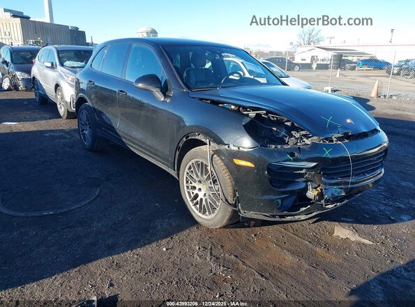 WP1AA2A21HKA84177 2017 PORSCHE CAYENNE Черный Передняя правая четверть