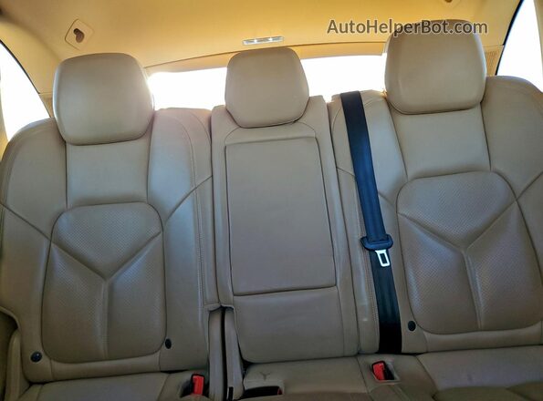 WP1AA2A29GKA13162 2016 PORSCHE CAYENNE Черный Вид задних сидений