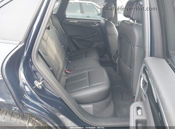WP1AA2A52LLB09360 2020 PORSCHE MACAN Dark Blue Вид наклейки с VIN-кодом