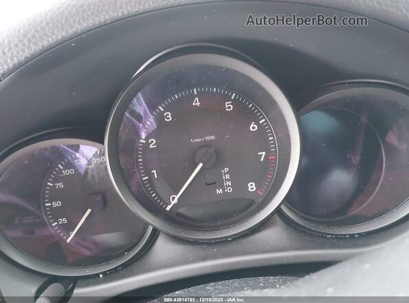 WP1AA2A52SLB09809 2025 PORSCHE MACAN Красный Вид задних сидений
