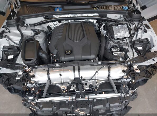 WP1AA2A52TLB00335 2026 PORSCHE MACAN Серый Вид сзади