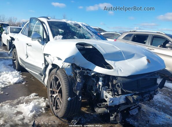 WP1AA2A54NLB08357 2022 PORSCHE MACAN Белый Передняя правая четверть