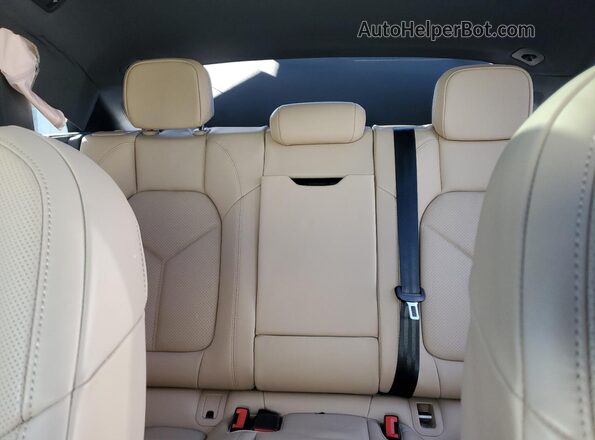 WP1AA2A54RLB20076 2024 PORSCHE MACAN Белый Вид задних сидений