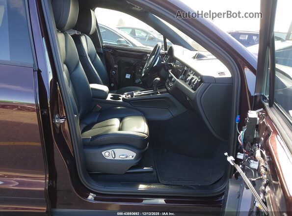 WP1AA2A56PLB10629 2023 PORSCHE MACAN Темно-бордовый Вид салона спереди