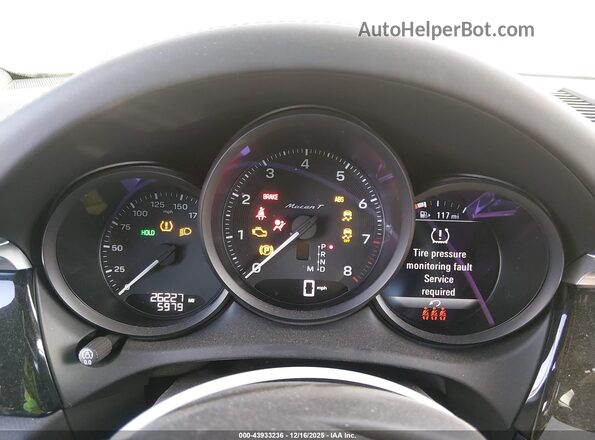 WP1AA2A58RLB03491 2024 PORSCHE MACAN Black Vista de los asientos traseros