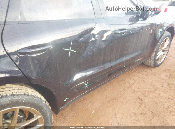 WP1AA2A58RLB15978 2024 PORSCHE MACAN Черный 