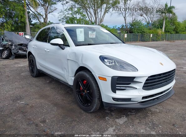 WP1AA2A59MLB12628 2021 PORSCHE MACAN Белый Передняя правая четверть