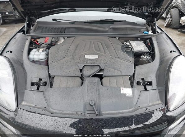 WP1AA2AY0PDA08795 2023 PORSCHE CAYENNE Black Widok z tyłu
