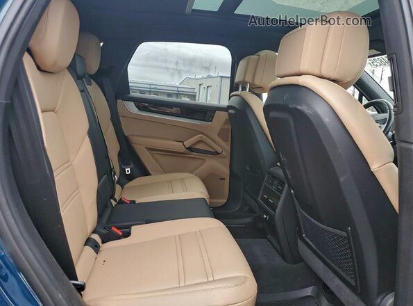 WP1AA2AY0RDA09819 2024 PORSCHE CAYENNE Синий Вид задней части салона