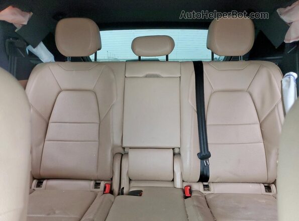 WP1AA2AY4LDA04484 2020 PORSCHE CAYENNE Gray უკანა სავარძლების ხედი