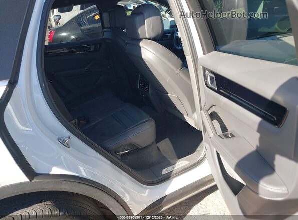 WP1AA2AY4LDA06638 2020 PORSCHE CAYENNE Белый Вид наклейки с VIN-кодом