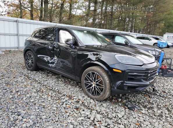 WP1AA2AYXRDA09553 2024 PORSCHE CAYENNE Черный Передняя правая четверть