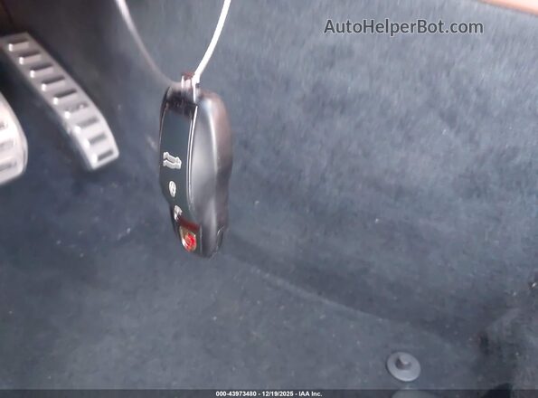 WP1AB2A29JLA60397 2018 PORSCHE CAYENNE White Widok deski rozdzielczej