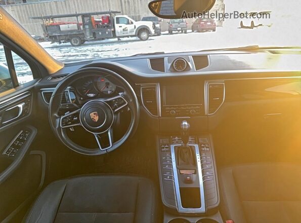 WP1AB2A50GLB54364 2016 PORSCHE MACAN Серебряный Вид задних сидений